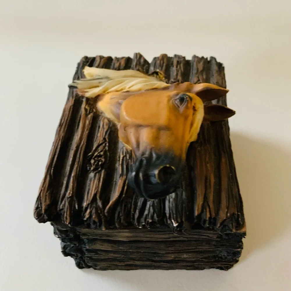 Trinket box